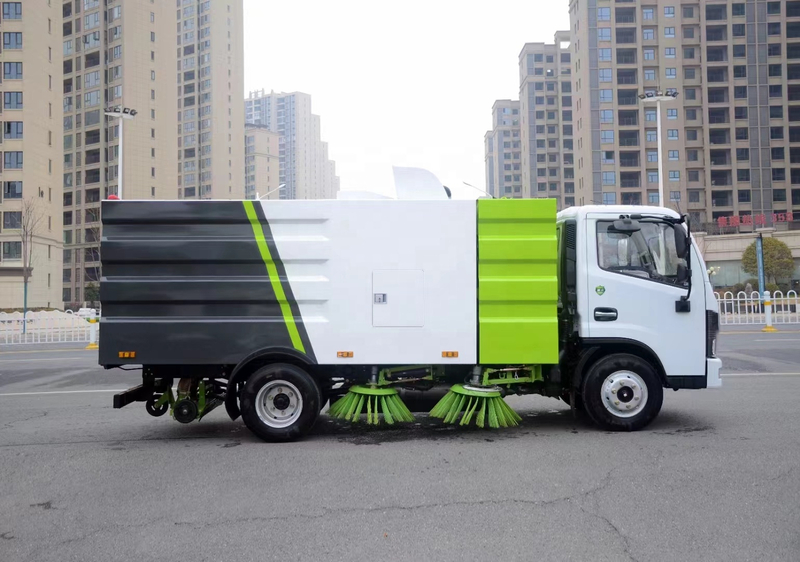 Camion balayeuse urbaine pour la propreté