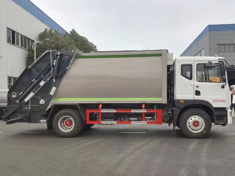 Camion à ordures compacteur Dongfeng 12 CBM