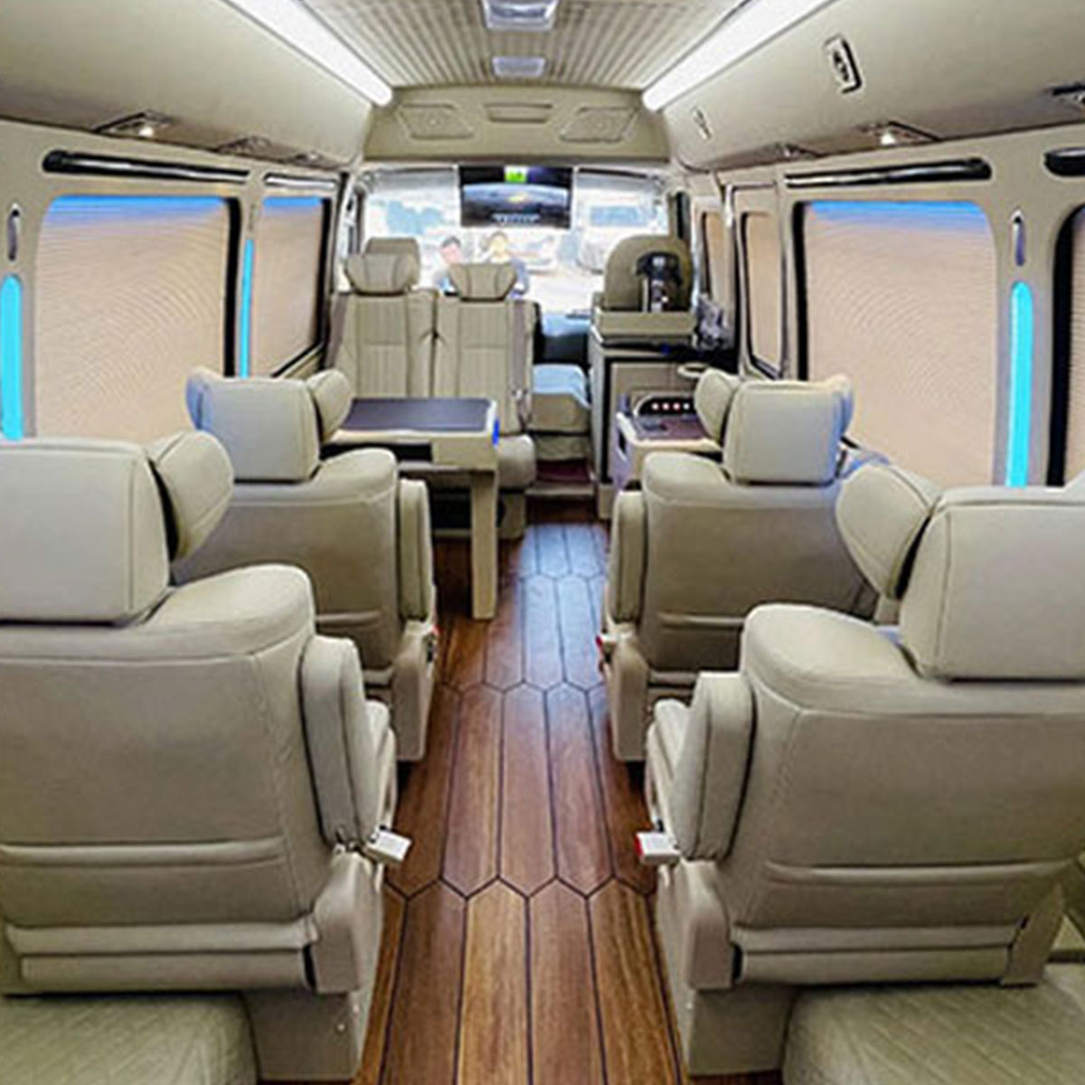 Coaster 14 places Business Vehicle Version Luxe