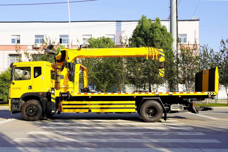 Camion de dépanneuse de remorquage de 8 tonnes Dongfeng 1 Pull 2 ​​voitures