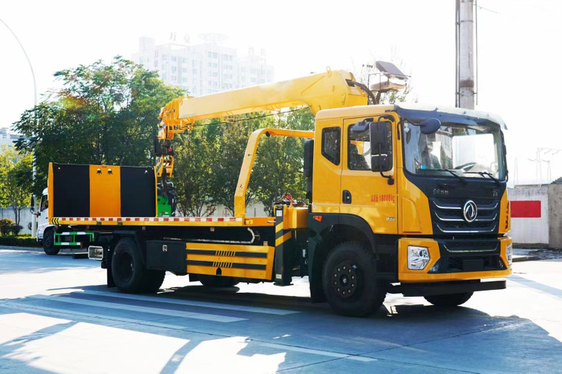 Camion de dépanneuse de remorquage de 8 tonnes Dongfeng 1 Pull 2 ​​voitures