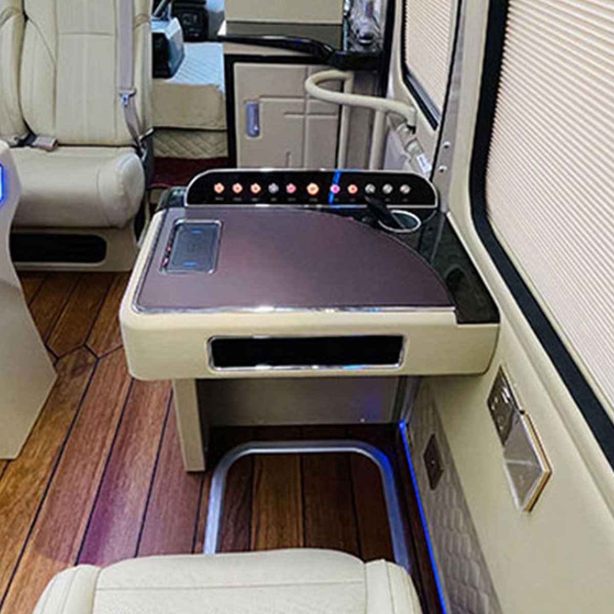 Coaster 14 places Business Vehicle Version Luxe